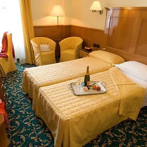 Hotel Cinque Giornate, Mediolan