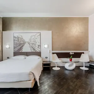 Hotel Navigli, Milão