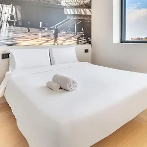 مبيت وإفطار ميلانو سان سيرو *** ميلان