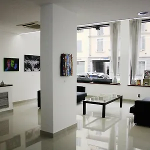 Hotel 38, Mediolan